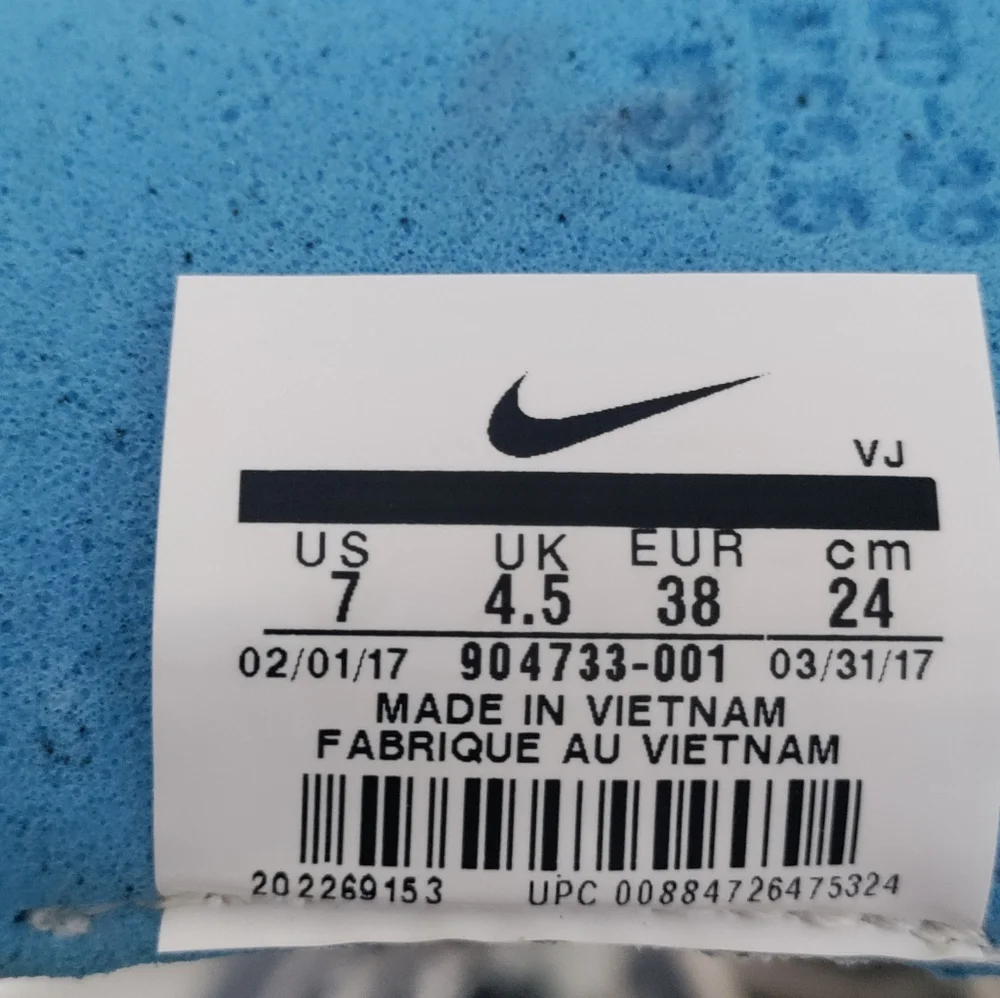 Nike Gyakusou sneakers gray size 7